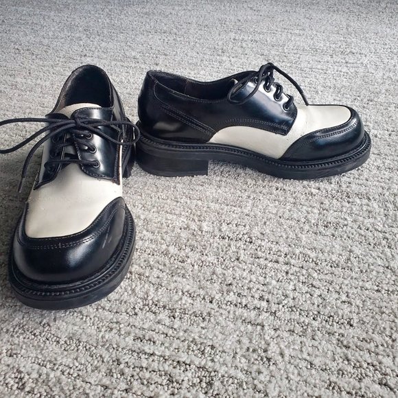 Bed Stu Black and White Oxfords main image 9